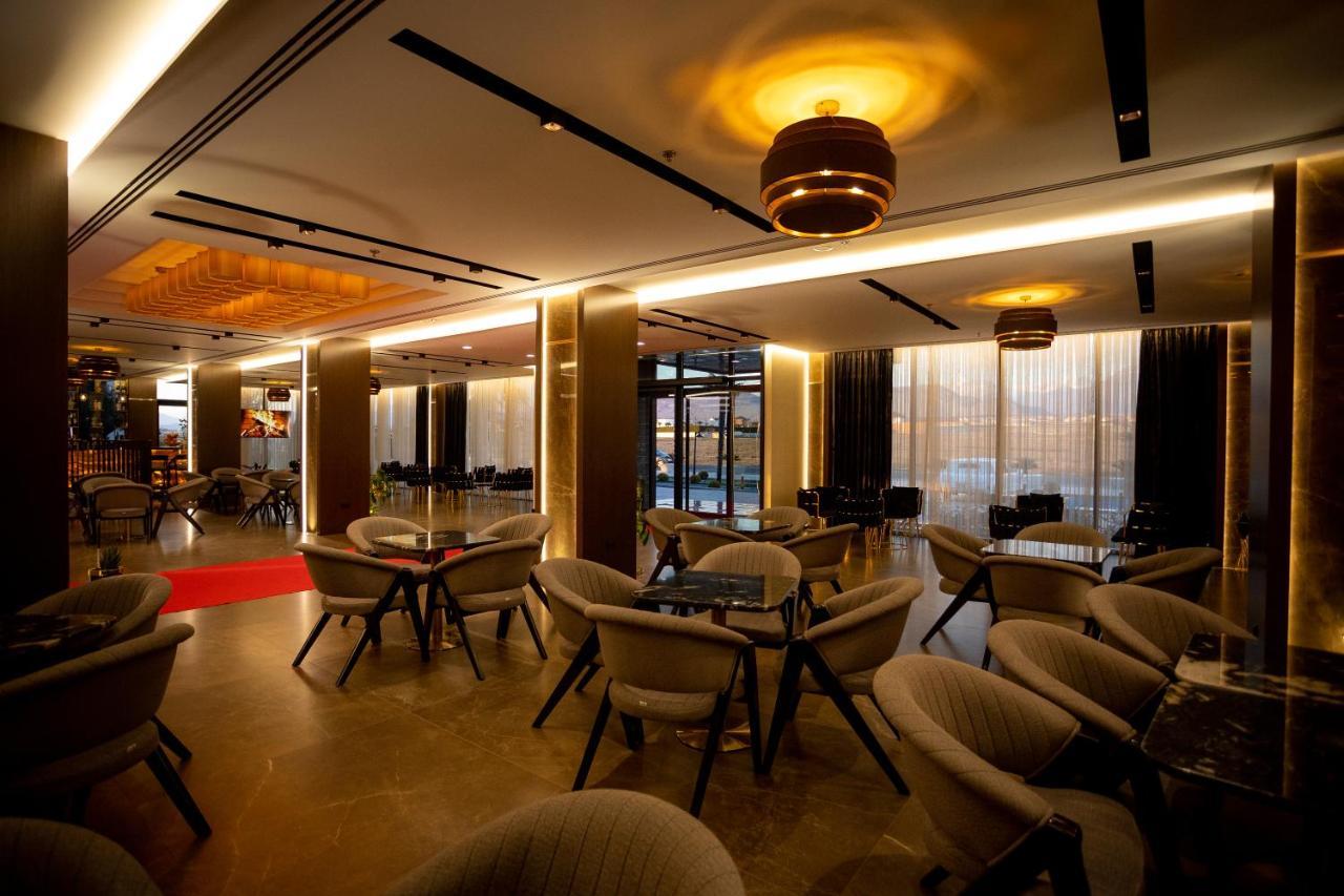 Deluxe Resort&spa *