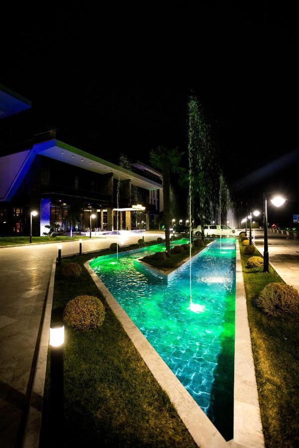 Deluxe And Spa Resort